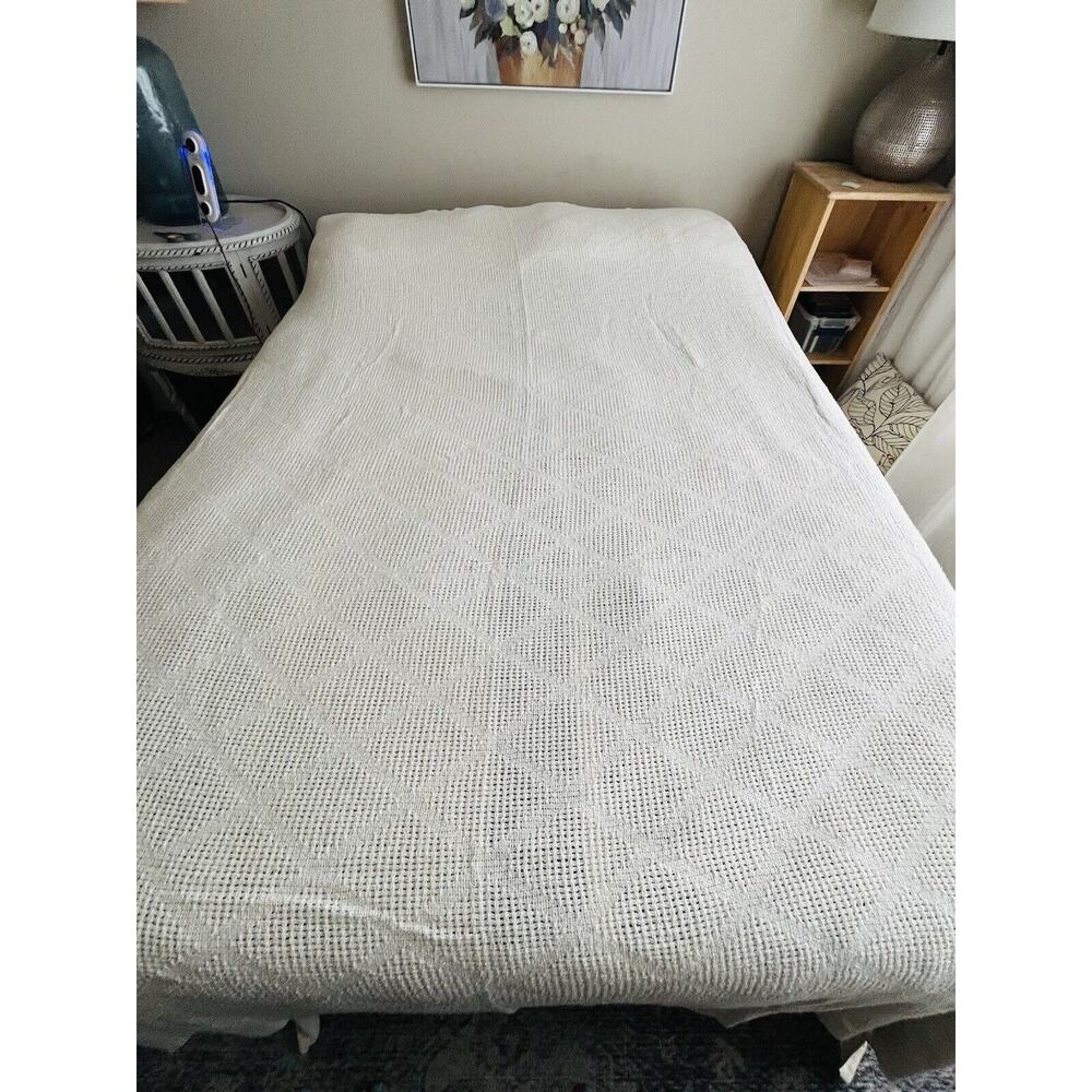 White Cotton Waffle Weave Blanket King USA WPL 1675 Vintage Diamond 25 Beacon ? - Picture 3 of 16